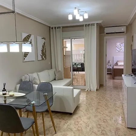 комфортабельные с большой террасой Apartment Torrevieja